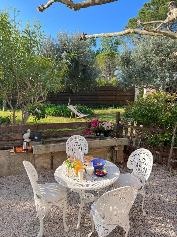 Apartmán Mas De L'Estiou Monteux Exteriér fotografie