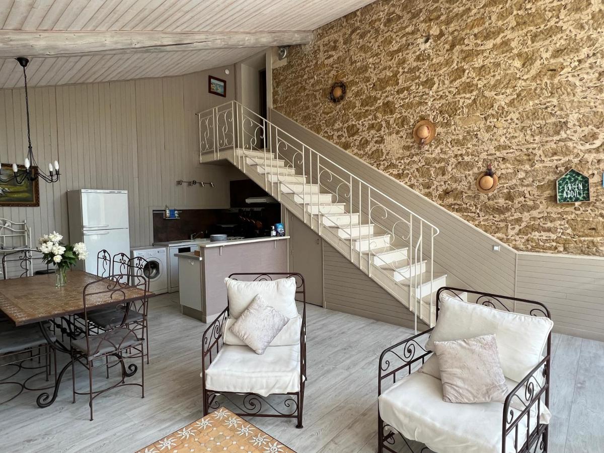 Apartmán Mas De L'Estiou Monteux Exteriér fotografie