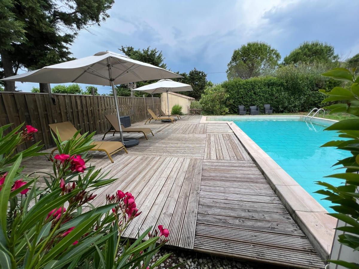 Apartmán Mas De L'Estiou Monteux Exteriér fotografie