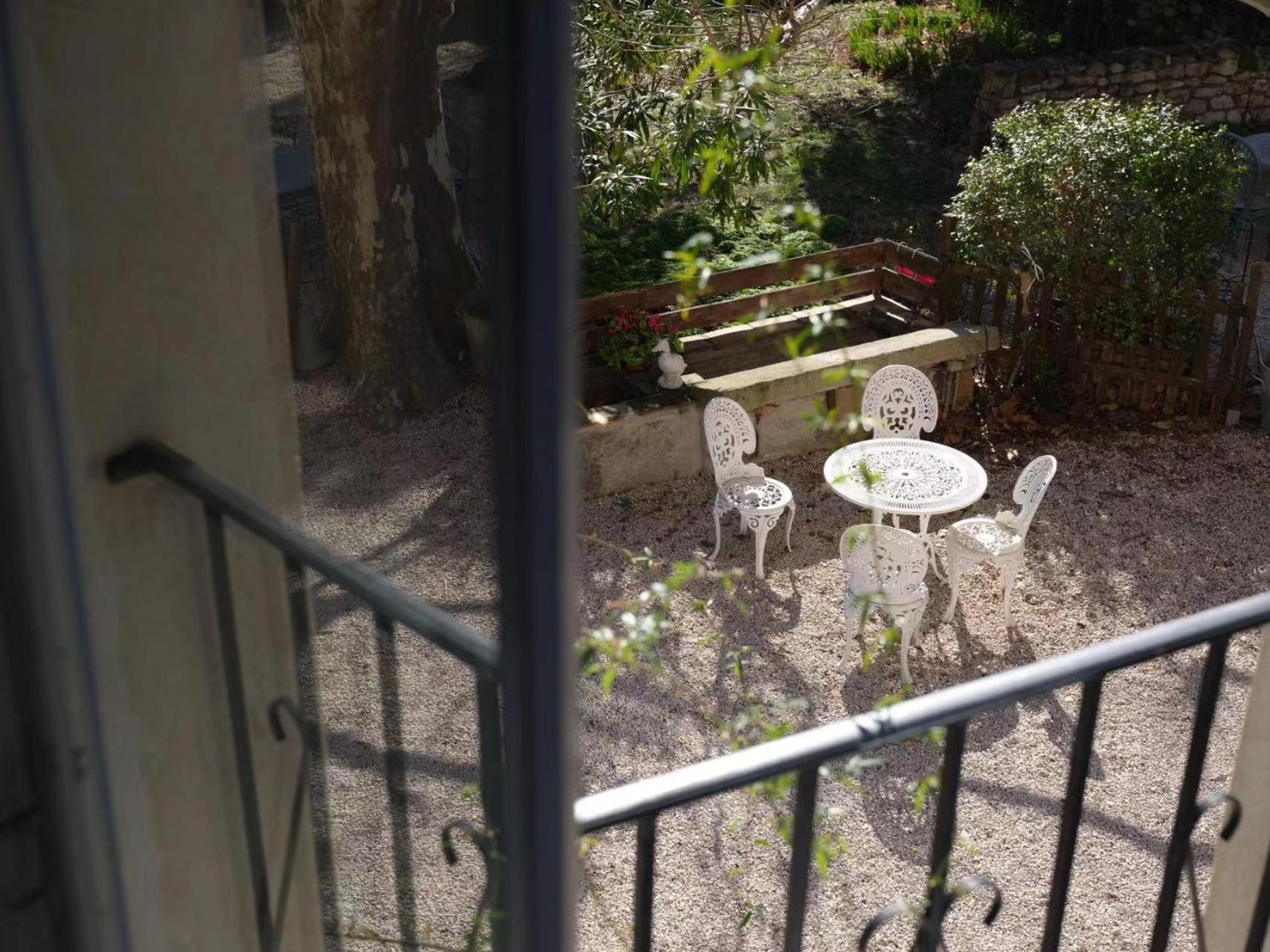 Apartmán Mas De L'Estiou Monteux Exteriér fotografie